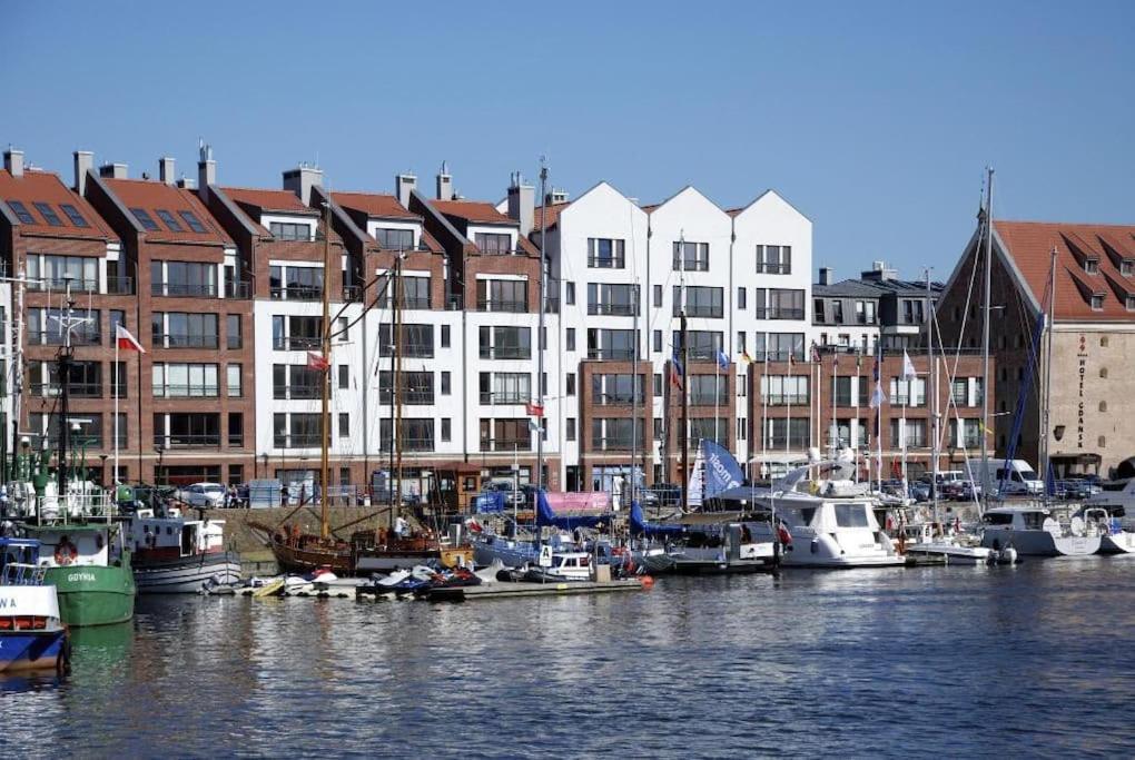 Golden Apartments Szafarnia 7-1 Gdańsk Kültér fotó